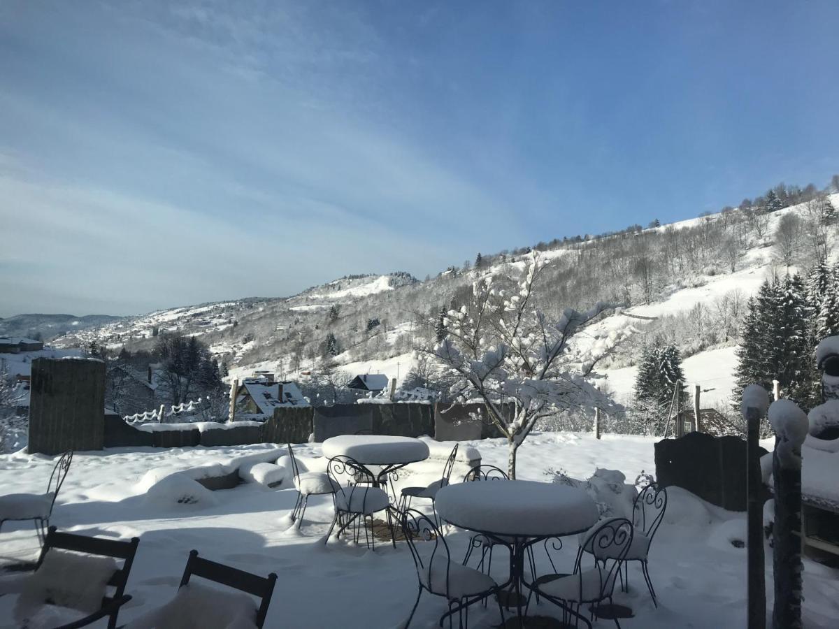 ラ・ブレス Chez Jeanmyvonne Bed & Breakfast エクステリア 写真